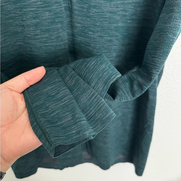 Lululemon metal vent long sleeve half zip top - Picture 5 of 7